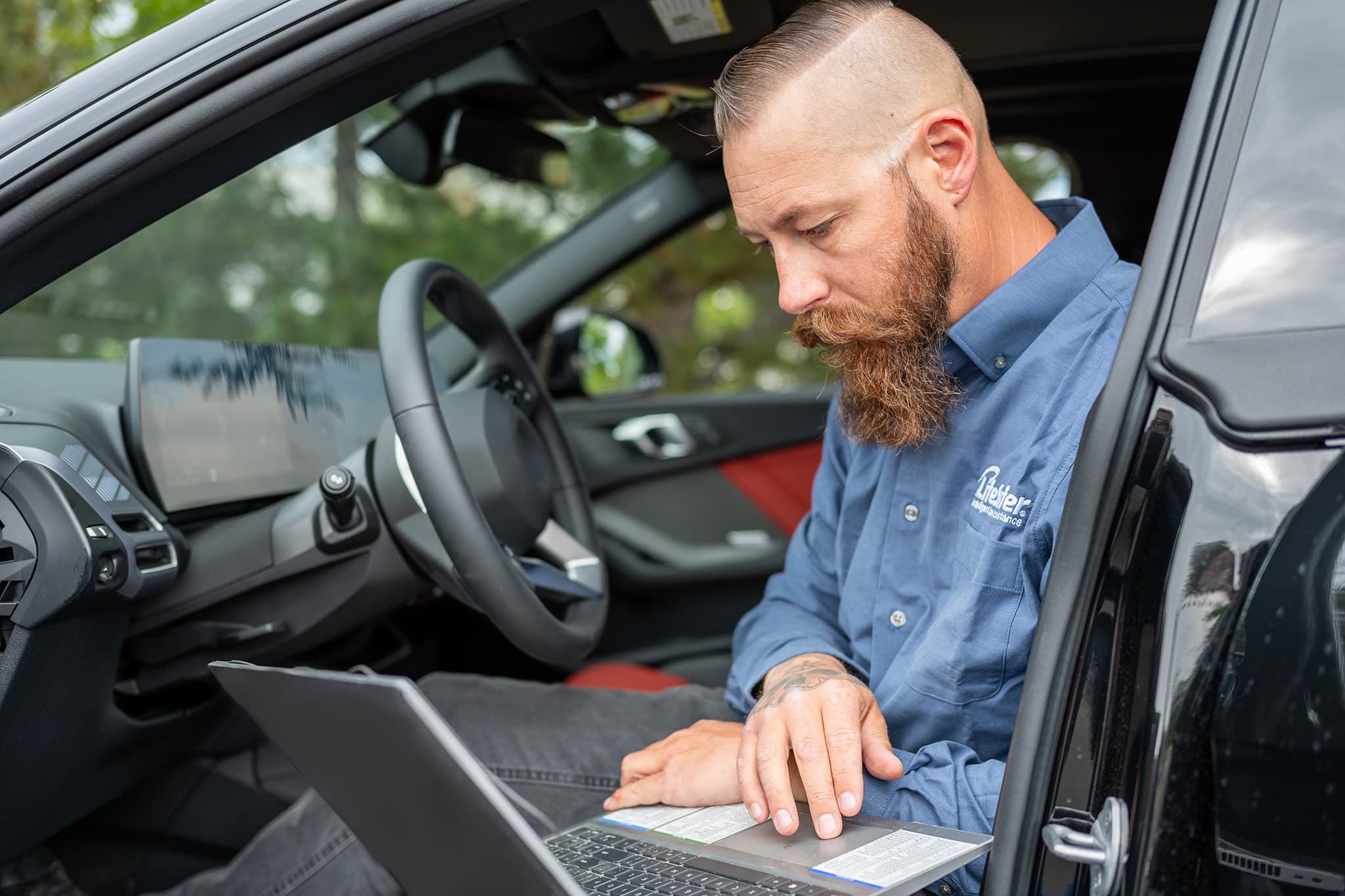 LifeSafer ISA installation expert testing intelligent speed assistance device during installation